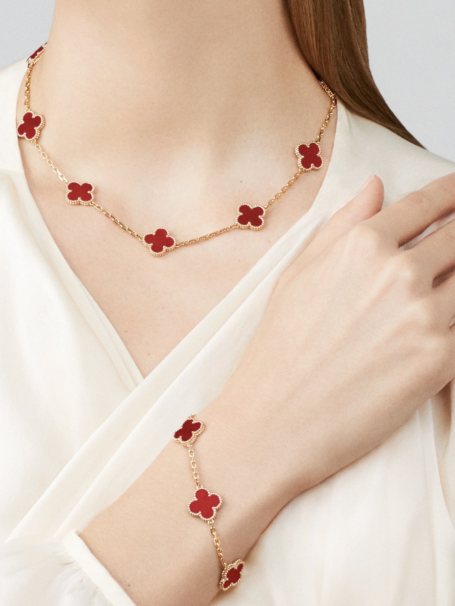 COLLIER TRÈFLE 10 MOTIFS | ROUGE